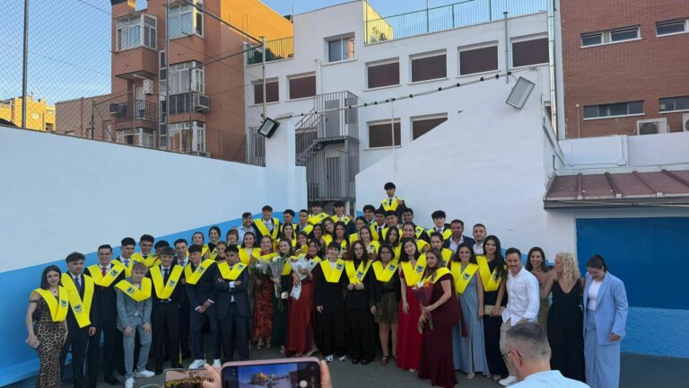 Felicidades Graduados 2026